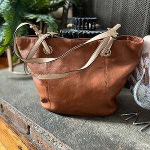 MICHAEL Michael Kors Tan Leather Shoulder Bag